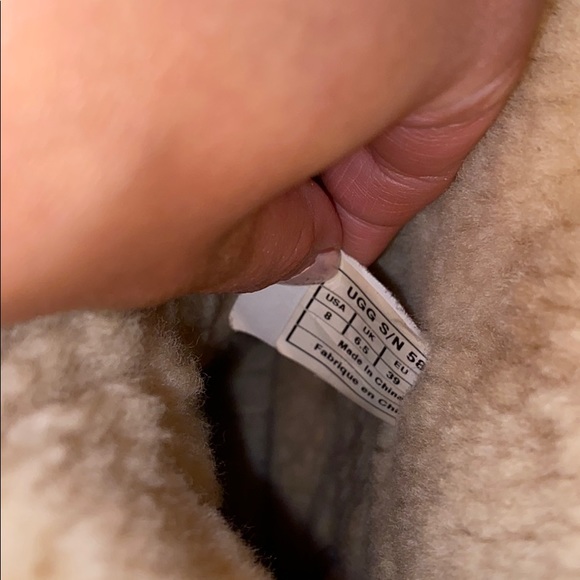 Chestnut button Uggs